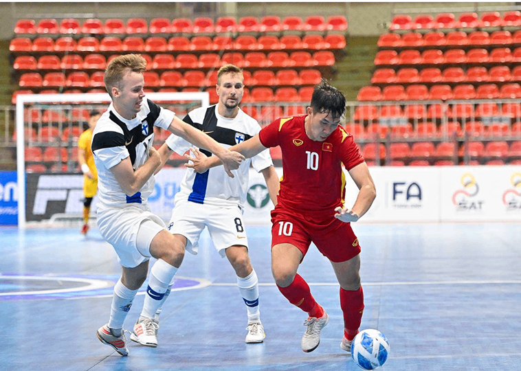 Tìm Hiểu Kỹ Thuật Sút Bóng Mạnh Trong Futsal